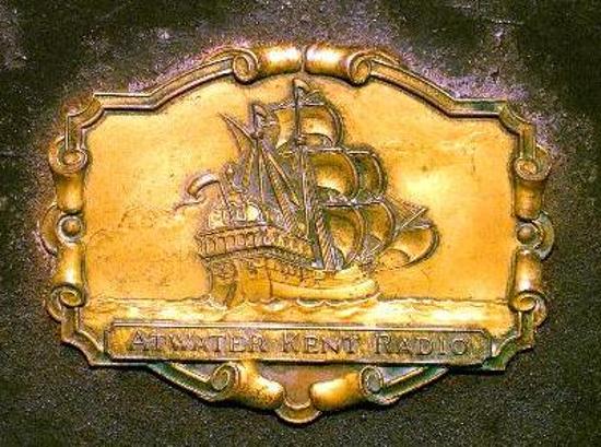 Atwater Kent's logo on top of the case